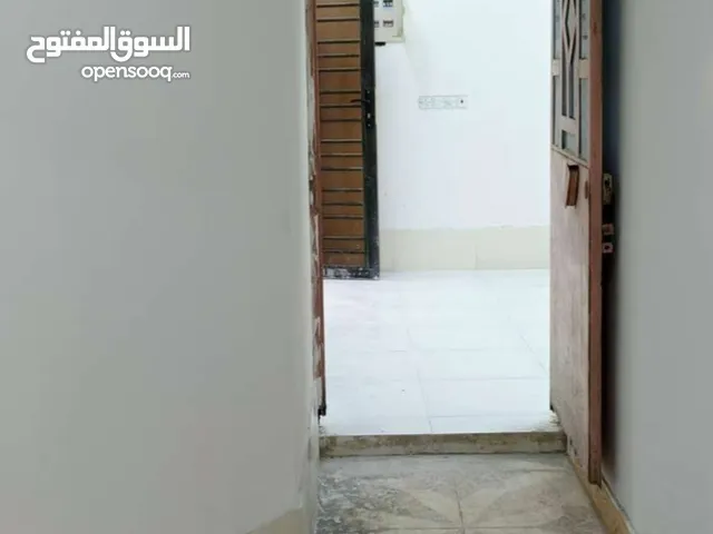 100 m2 3 Bedrooms Apartments for Rent in Basra Other