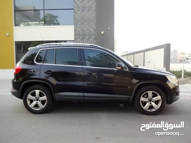 VOLKSWAGEN - FULL OPTION Model 2009 Used Kilometer 165,000 Engine Size 2.0 Litre 4 Cylinders Engine