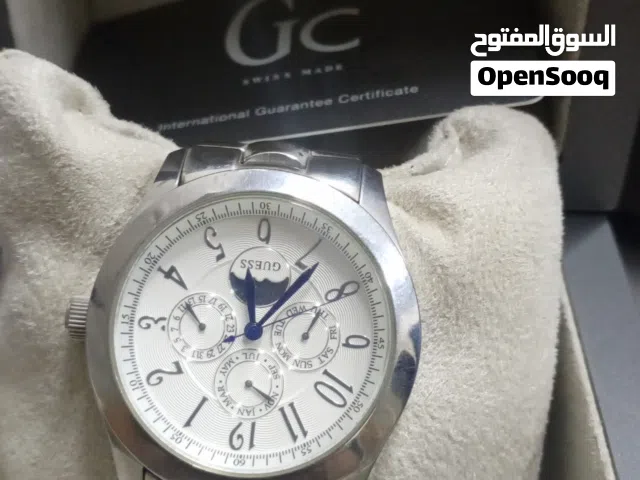 ساعة gues.
