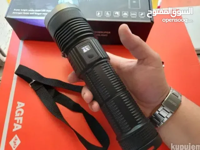 اقوى كشاف يدوي يضيئ حتى 1000 متر