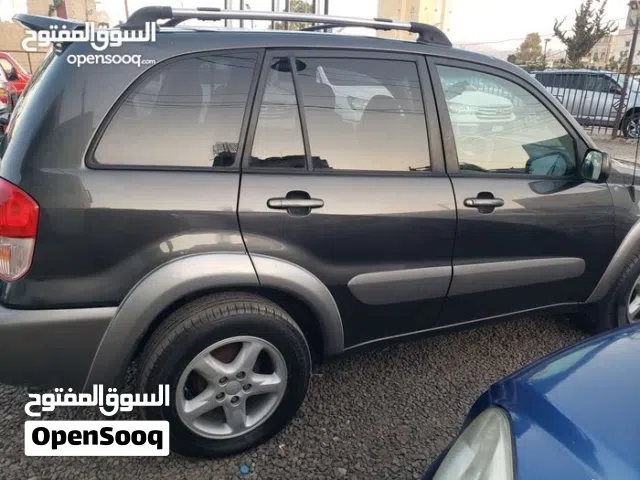 2004 تويوتا راف فور XLE