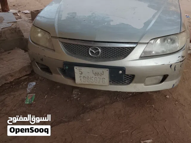 2004 مازدا 323