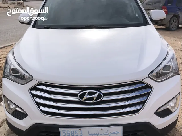 Hyundai Santa Fe 2014 in Tripoli