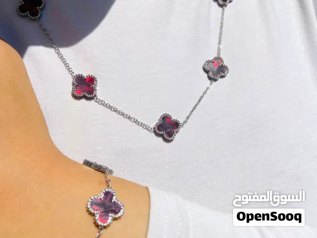 سلسلة مع سوار / عرض خاص - كمية محدودة