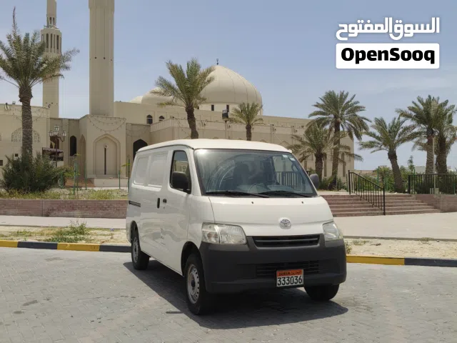 2023 تويوتا لايت ايس AT