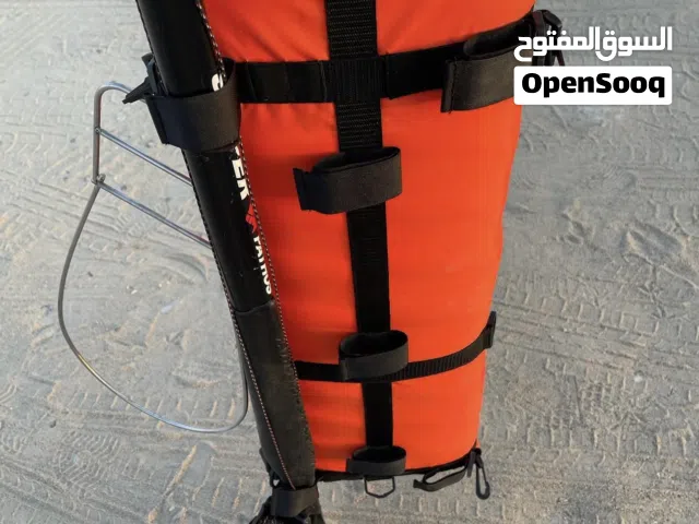 للبيع 4 اغراض مسدس وبدلة غوص و جنطة و زعانف