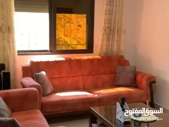 شقة مميزة للبيع طابق شبة ارضي (158م) في اجمل مناطق حي الصحابة / ref 429