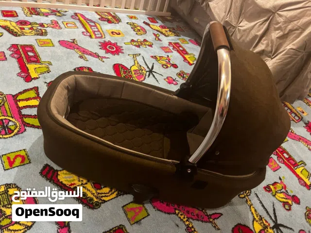 سرير اطفال ماماز اند باباز (مهد)