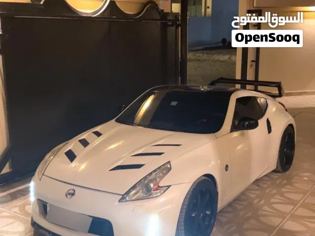 2014 نيسان Z 370