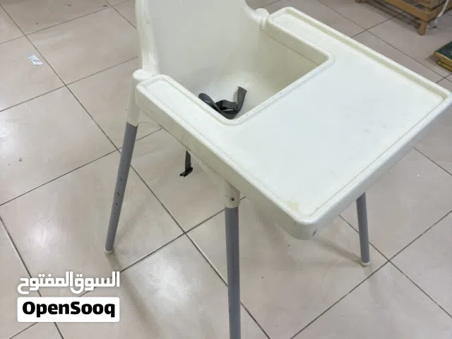 للبيع كرسي طعام أطفال