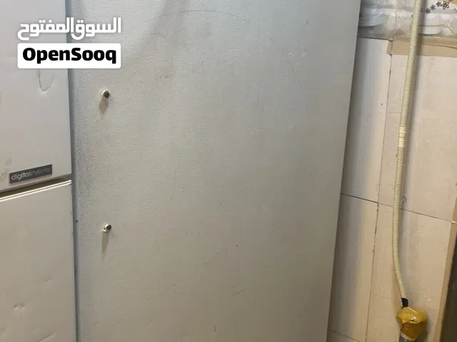 فريز. حجم كبير شغال تفريز عالي