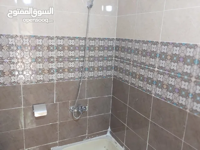 65 m2 2 Bedrooms Apartments for Rent in Amman Jubaiha