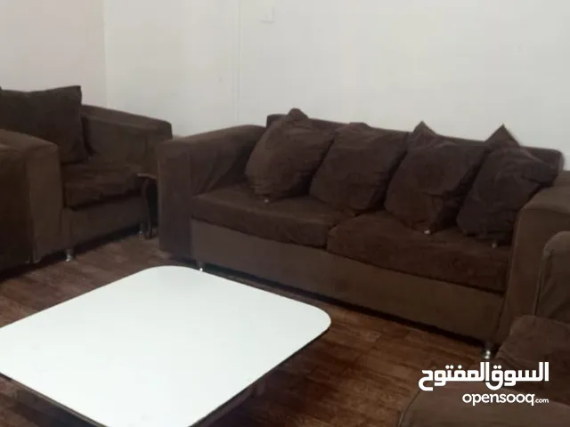 كنب 7مقاعد بحاله جيده خشب سويد