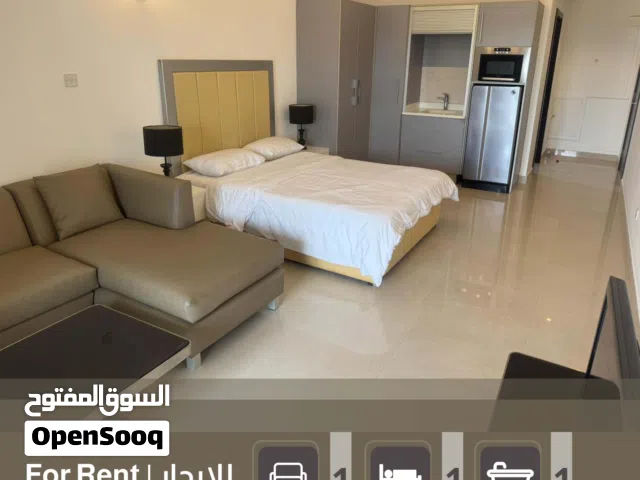 استوديو للإيجار في جزر أمواج – موقع مميز وبناية حديثة