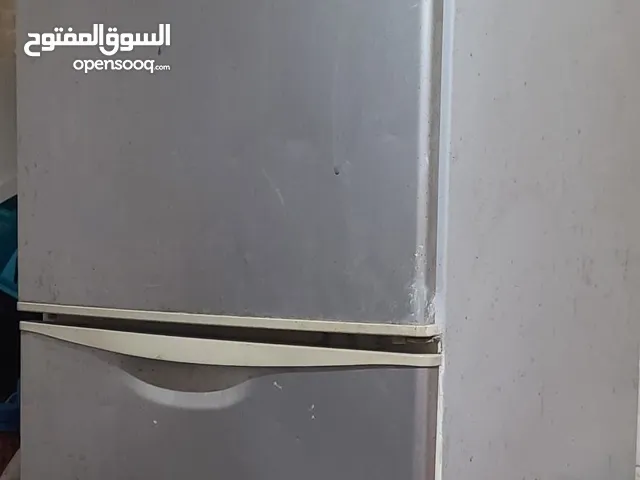 ثلاجه مستخدمه للبيع بسعر مناسب