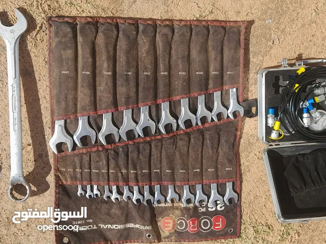 عدة صيانة آليات ثقيل