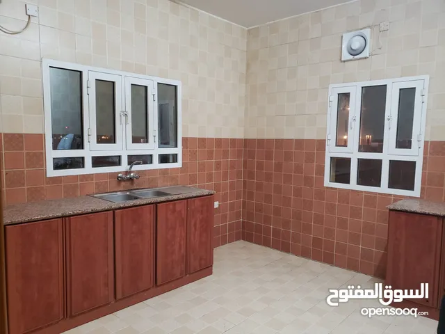 100 m2 3 Bedrooms Apartments for Rent in Muscat Ansab