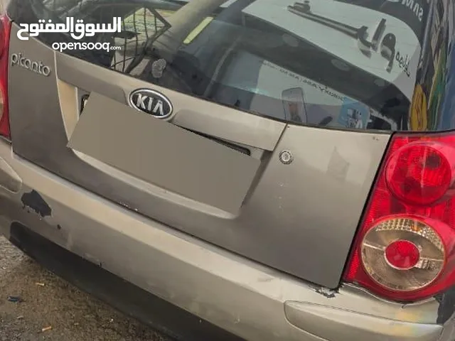 كيا EV5 GT 2009 هاتشباك بنزين غير مرخصة بحالة جيدة مع جنوط وتكييف
