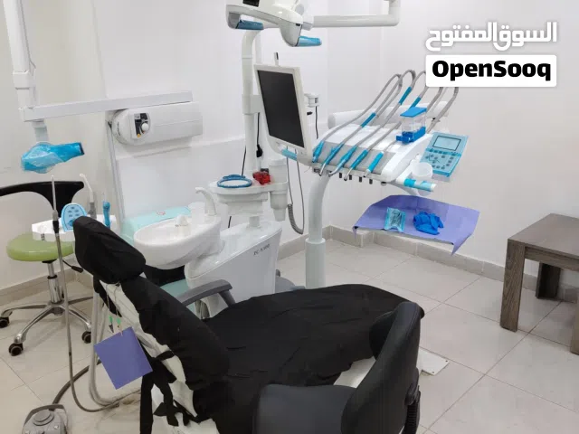 مركز طبي كامل للبيع مع الأثاث و الأدوات و الأجهزة عيادة أسنان عيادة نسائية عيادة طب عام