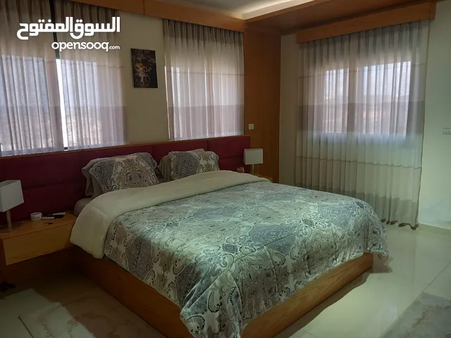 168 m2 3 Bedrooms Apartments for Sale in Ramallah and Al-Bireh Al Tira