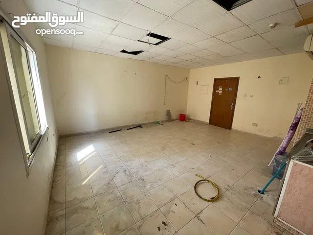 800 ft Studio Apartments for Rent in Sharjah Muelih