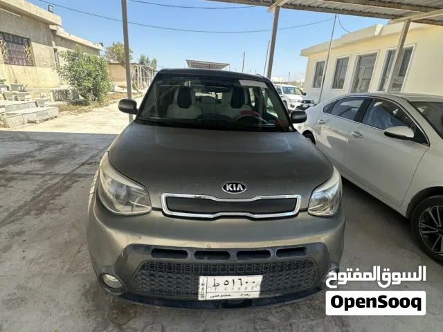 2016 كيا سول Standard