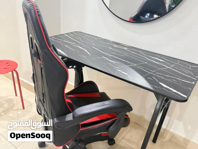 كرسي جيمنج وطاولة قابلة للطي