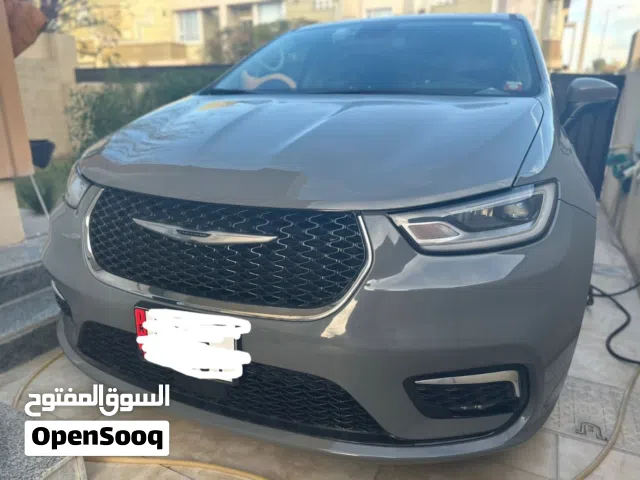 2023 كرايسلر باسيفيكا Touring