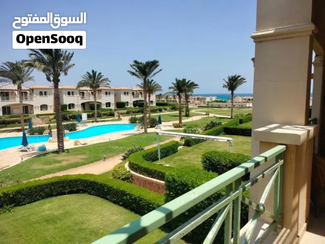 شاليه للبيع ارضي بحديقة خاصة في لافيستا العين السخنة بالتقسيط علي 8 سنين