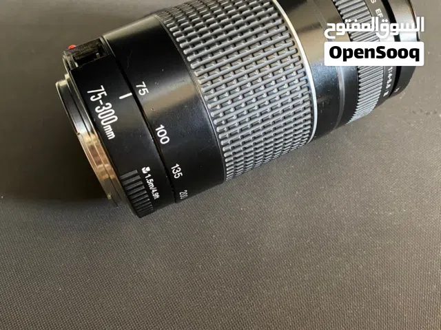 عدسة كانون 75-300