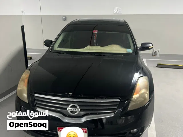 2009 نيسان التيما SV