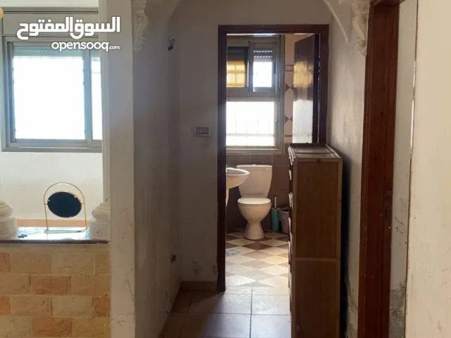115 m2 3 Bedrooms Apartments for Sale in Ramallah and Al-Bireh Um AlSharayit