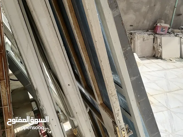 ابواب حديد وألمنيوم وشبابيك للبيع
