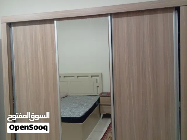 غرفة نوم نظيفه للبيع