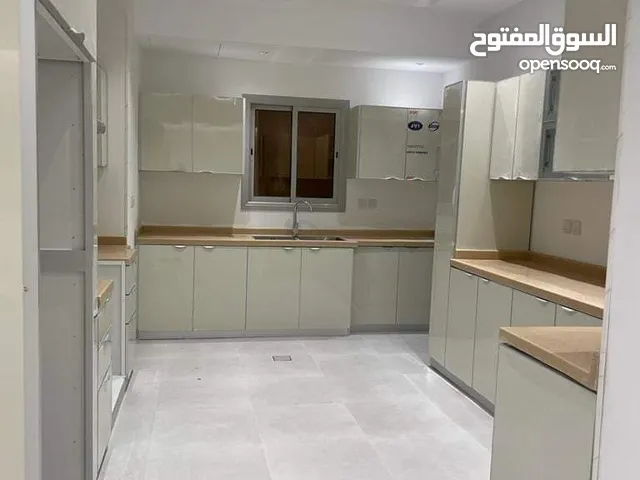 162 m2 4 Bedrooms Apartments for Rent in Jeddah Al Manar