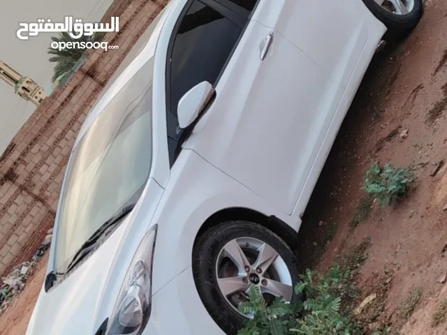 النترا 2013 للبيع خاليه ملاحيظ