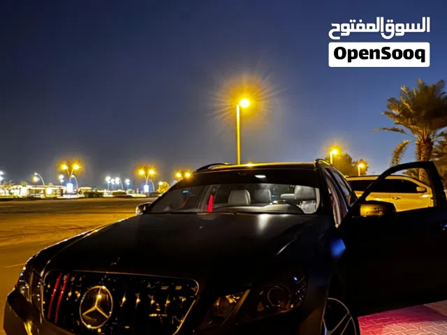 2011 مرسيدس بنز الفئة-E E 550