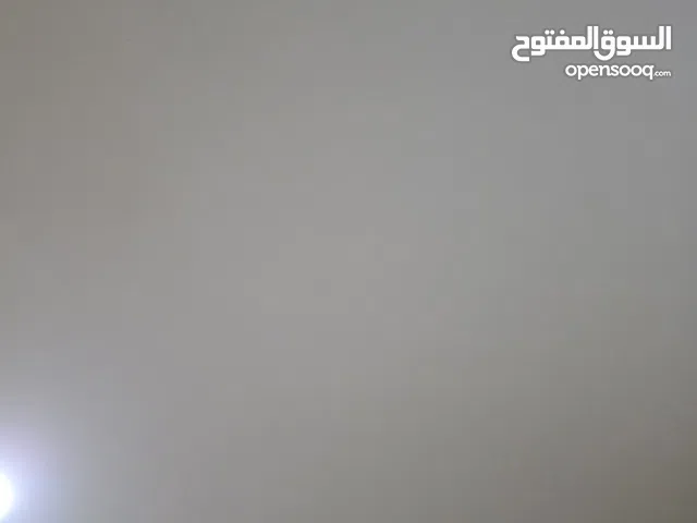 محل مميز للايجار على الشارع العام