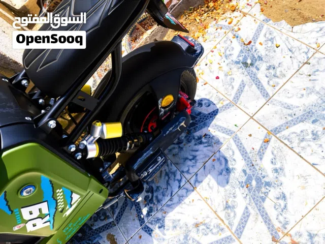 دراجه R9للبيع نضيفه وجديده اسستخدامها مو هواي