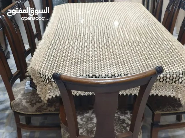 سفرة طعام ثلاث قطع