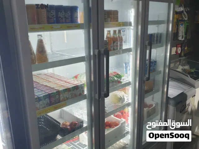 ثلاجة كبيرة و ثلاجة متوسطة
