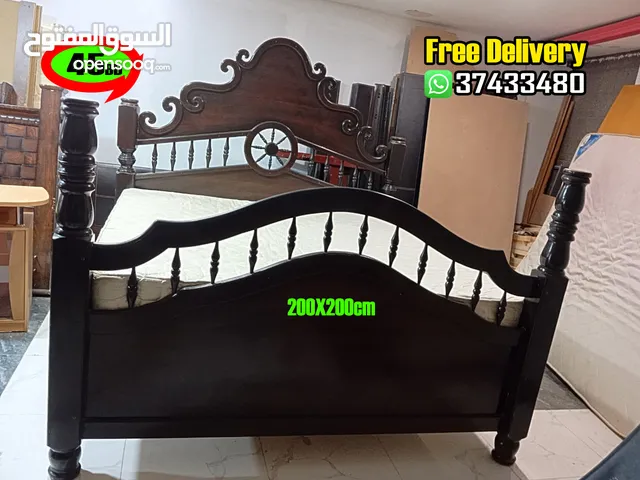 King Size Wooden Bed with Mattress (200X200cm)