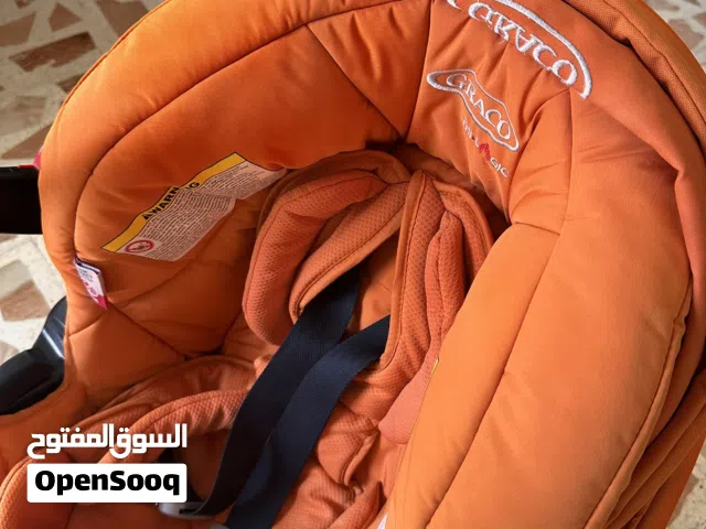 كارسيت اطفال جديد كلياً لم يستخدم الا شهرين
