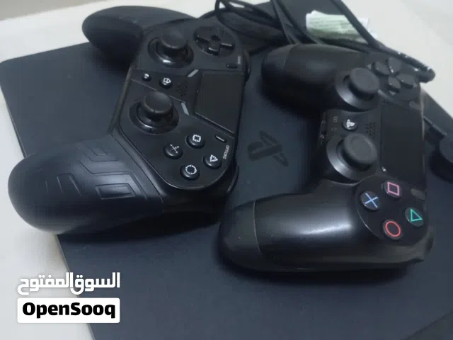 بلايستيشن 4 مع جميع الملحقات ما تشتكي منها وشوف الوصف