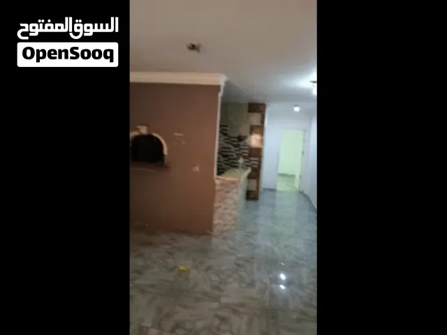 للبيع شقه رابع بلكونه او الايجار 5الاف بالتلاتيني الجديد خلف المقاييس والمعايير الهرم