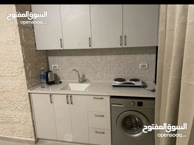 25 m2 Studio Apartments for Rent in Ramallah and Al-Bireh Al Quds