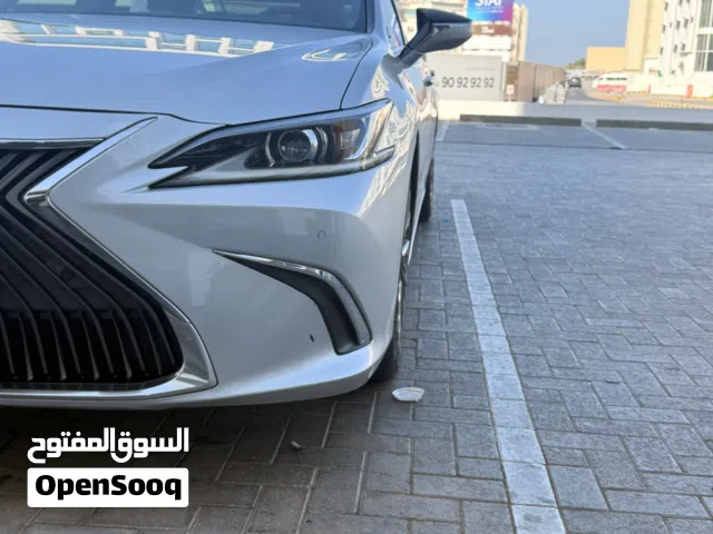 Used Lexus ES in Muscat