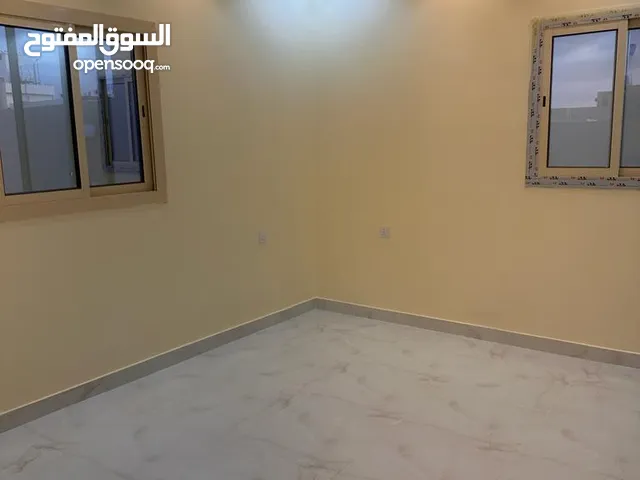 150 m2 4 Bedrooms Apartments for Rent in Al Madinah Al Aridh