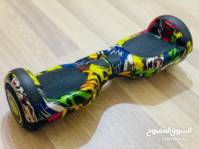 سكوتر مستعمل استعمال خفيف شهر. حاجة صح عيب لا ويعيش معاك. زيد أقرا الوصف