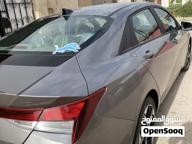 2023 هيونداي النترا SEL